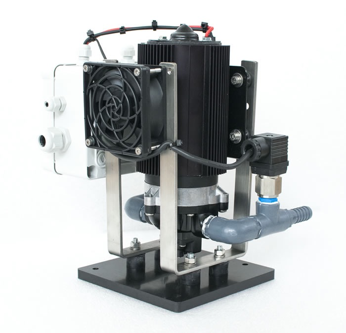 Zen 30 - 30L Per Hour DC Watermaker - Complete Kit with Remote Panel